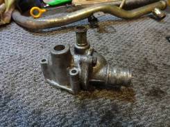 Корпус термостата. Nissan Cube, AZ10, ANZ10, Z10 Nissan March Box, WAK11, WK11 Nissan March, ANK11, HK11, FHK11, K11, AK11 Двигатели: CGA3DE, CG13DE...