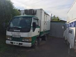 Nissan Atlas. , 4 300 куб. см., 2 350 кг.