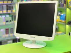 Samsung. 19" (48 см), технология LCD (ЖК)