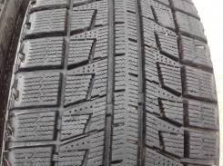 Bridgestone Blizzak Revo2. Всесезонные, 2012 год, износ: 10%, 4 шт