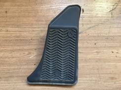 Подставка под ногу. Toyota Granvia, VCH10W, KCH16W, VCH16, KCH10, VCH16W, KCH10W, KCH16, VCH10 Toyota Grand Hiace, KCH16W, VCH10W, VCH16, VCH16W, KCH1...