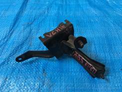 Крепление abs. Toyota Grand Hiace, KCH10, KCH10W, KCH12, KCH16, KCH16W, RCH11, VCH10, VCH10W, VCH16, VCH16W, VCH22, VCH28 Toyota Granvia, KCH10, KCH10...