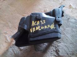 Блок предохранителей под капот. Toyota Vanguard, ACA33W