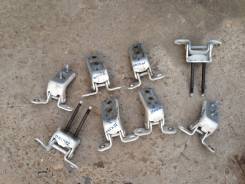 Крепление боковой двери. Toyota Cresta, JZX105, GX105, JZX100, JZX101, GX100, LX100 Toyota Mark II, GX105, JZX105, JZX100, GX100, JZX101, LX100 Toyota...