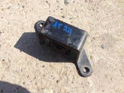 Подушка глушителя. Toyota: Corona, Caldina, Carina, Carina E, Avensis Двигатели: 3SFE, 3SFSE, 4AFE, 4SFE, 7AFE, 5EFE, 3SGE, 5AFE, 4AGE, 1ZZFE, 3ZZFE...