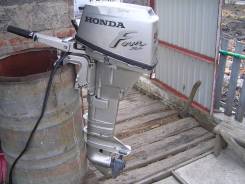 Honda. 9,90 л.с., 4х тактный, бензин, нога L (508 мм), Год: 2006 год