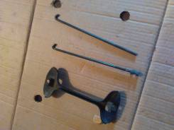 Крепление аккумулятора. Subaru Forester, SG9, SF9, SG69, SG9L, SG, SF6, SG5, SF5 Subaru Legacy Subaru Impreza