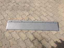 Накладка на дверь багажника. Toyota Land Cruiser, HDJ101K, HDJ101, UZJ100W, UZJ100, UZJ100L