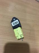Датчик airbag. Toyota: Corolla, Corolla Verso, IS350, IS250, Allion, Aygo, Avensis, Premio, IS300, Scion Двигатели: 4ZZFE, 3ZZFE, 1CDFTV, 1NDTV, 2ZZGE...