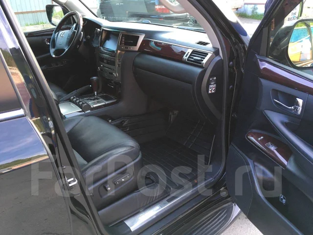 Lexus LX570. �������, 4wd, 5.7 (367��.�.), ������, 55����. �� ����