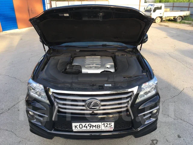 Lexus LX570. �������, 4wd, 5.7 (367��.�.), ������, 55����. �� ����