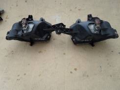 Фара противотуманная. Toyota Isis, ZNM10G, ZNM10W, ZNM10 Двигатель 1ZZFE