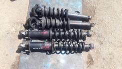Амортизатор. Toyota: Progres, Verossa, Crown, Altezza, Brevis, Mark II Wagon Blit, Crown Majesta, IS200, Mark II Двигатели: 1JZFSE, 2JZFSE, 1JZGE, 2JZ...