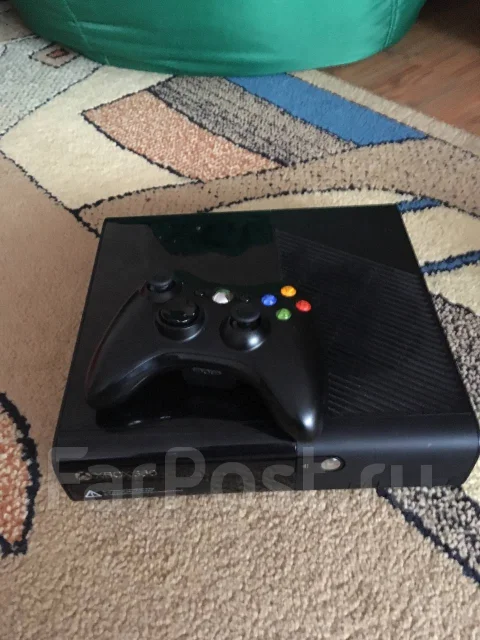 Microsoft Xbox 360 E ����