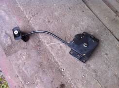 Балка под запаску. Toyota Wish, ANE11, ANE10, ZNE10, ZNE14, ANE10G, ZNE14G, ZNE10G, ANE11W Двигатели: 1ZZFE, 1AZFSE, D4, 1AZFE