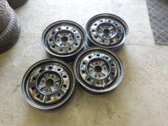 Nissan. 6.0x15, 4x114.30, ET45, ЦО 67,1 мм.