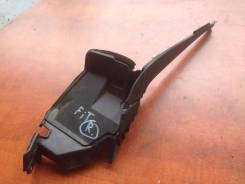 Решетка под дворники. Honda Fit, GE6