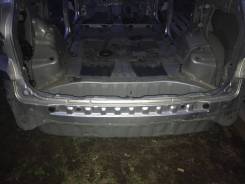 Ванна в багажник. Toyota Ipsum, ACM21, ACM26, ACM21W Toyota Picnic Verso, CLM20, ACM21, ACM20 Toyota Avensis Verso, ACM21, CLM20, ACM20 Двигатели: 2AZ...