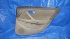 Обшивка двери. Toyota Mark II Wagon Qualis, MCV21W, SXV20, MCV21, MCV20, SXV25, MCV25 Двигатели: 1MZFE, 5SFE, 2MZFE