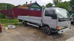 Nissan Atlas. Грузовик Nissan atlas, 4 617 куб. см., 2 000 кг.