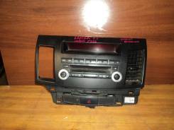 Консоль панели приборов. Mitsubishi Lancer, CY1A, CY, CY3A