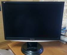 Viewsonic. 19" (48 см), технология LCD (ЖК)