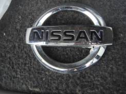 Эмблема багажника. Nissan Dualis, KJ10 Nissan Qashqai Двигатели: MR20DE, K9K, R9M, M9R, HR16DE
