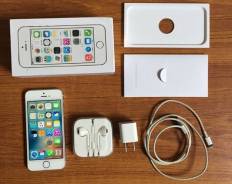Apple iPhone 5s. Б/у