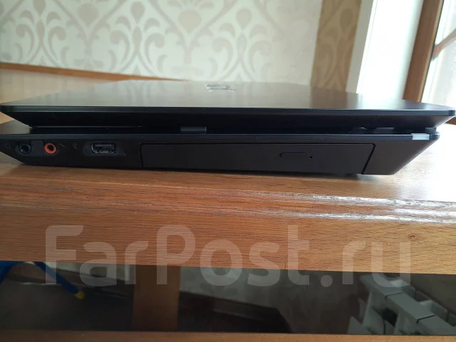 Sony VAIO VPC-F22S1R. 16.4", 2����, ��� 6 ��, ���� 640���, WiFi: 1, Bluetooth: 1, ����������� �� 10��. ����