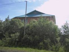 Продам теплый 2 -этажный коттедж, 9 км от Хабаровска. П. Приамурский, ул. Солнечная,д.4, р-н Краснофлотский, площадь дома 220 кв. м., скважина, электр...