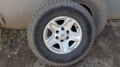 Bridgestone Ice Cruiser 5000. Зимние, шипованные, износ: 50%, 4 шт