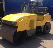 Sumitomo HW41VW-3. Каток дорожный на колесном ходу Sumitomo HW41VW-3, 1 500 куб. см.
