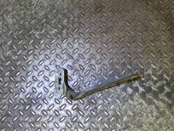 Крепление капота. Audi A6, 4F2/C6, 4F5/C6