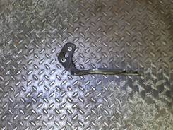 Крепление капота. Audi A6, 4F2/C6, 4F5/C6