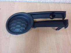 Заглушка бампера. Toyota Voxy, ZRR75, ZRR70 Toyota Noah, ZRR75, ZRR70G, ZRR70W, ZRR70 Двигатель 3ZRFE