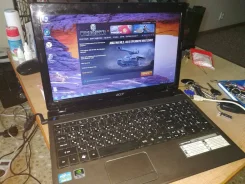 Acer Aspire 5750G. 15.6", 2,3����, ��� 4 ��, ���� 500���, WiFi: 1, Bluetooth: 1 ����