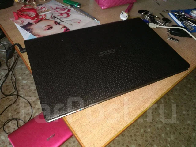 Acer Aspire 5750G. 15.6", 2,3����, ��� 4 ��, ���� 500���, WiFi: 1, Bluetooth: 1 ����