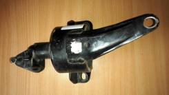 Подушка двигателя. Toyota Corolla, EE107, EE108, EE105, EE106, EE103, EE104, EE101, EE102, EE110, EE111, EE100 Toyota Sprinter, EE104, EE103, EE102, E...