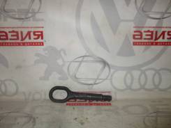 Крюк буксировочный VAG Volkswagen Touran 1T1