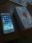 Apple iPhone SE 16Gb. Б/у