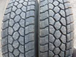 Toyo M917. Зимние, без шипов, износ: 10%, 2 шт