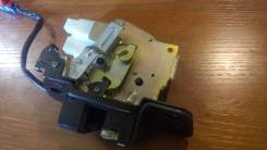 Замок крышки багажника. Honda Odyssey, RA6, RA7, RA8, RA9 Двигатели: F23A, J30A