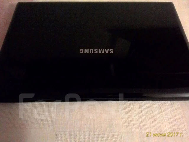 Samsung R720. 17.3", 2 100����, ��� 3072 ��, ���� 320���, WiFi: 1, Bluetooth: 1, ����������� �� 1��. ����