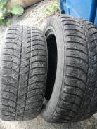 Bridgestone Ice Cruiser. Зимние, шипованные, износ: 30%, 2 шт