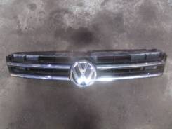 Решетка радиатора. Volkswagen Touareg