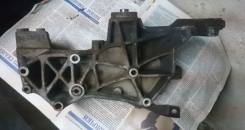 Кронштейн. Audi A4, B5 Двигатель ADP