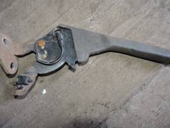 Ручка ручника. Toyota Lite Ace, CR31, CR31G Двигатель 3CT