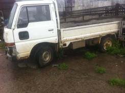 Nissan Atlas. , 2 000 куб. см., 2 000 кг.