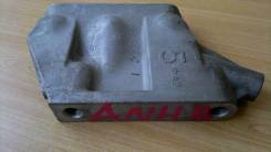 Кронштейн опоры двигателя. Toyota Highlander, ACU20, ACU25 Toyota Alphard, ANH10, ANH15 Toyota Kluger V, ACU20, ACU25 Toyota Harrier, ACU10, ACU35, AC...