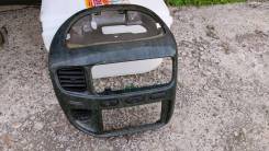 Консоль центральная. Mitsubishi Delica, PD6W, PD8W, PE6W, PE8W, PF6W, PF8W Двигатели: 4M40, 6G72